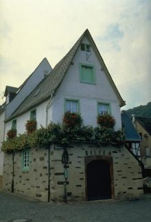 Altes Bruchsteinhaus an der "Pitz"